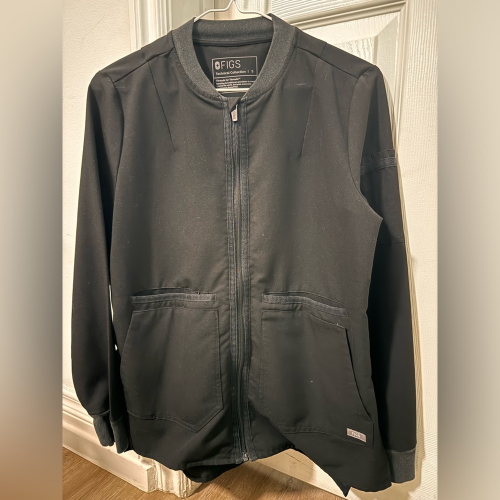 Figs Bellery scrub jacket